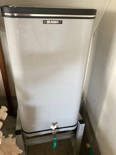 サンダイヤ　オイルタンク 屋内用