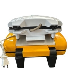 Vitantonio（ビタントニオ）のワッフル＆ホットサンドベーカーとEasyHome ブランドのホットサンドメーカー　　の画像