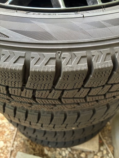 スタッドレスタイヤ
145/80R13
