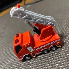 年末値下げ！12/21まで　タヨバス　はしご車　韓国おもちゃの画像