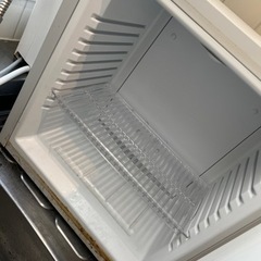 冷蔵庫　あげますの画像