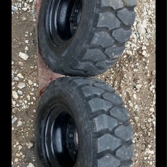 18x7-8 14PR ダンロップフォークリフトタイヤ中古 2本セットの画像