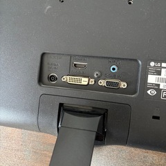 LG エルジー 24インチ液晶モニター ディスプレイ の画像