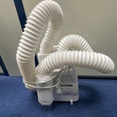 アイリスオーヤマ ふとん乾燥機 カラリエ ツインノズル FK-W1-WP（2020年製）の画像
