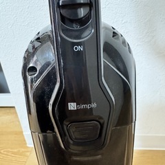 綺麗め掃除機　コード長め　吸引力強の画像