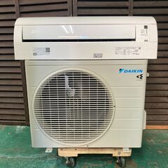 K06477 中古エアコン ダイキン 2021年製 主に6畳用 冷房能力 2.2KW / 暖房能力 2.2KWの画像