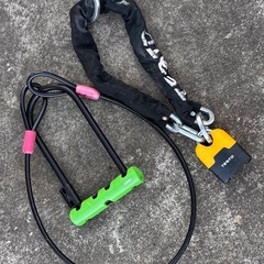 Specialized Sirrus 2.0 + ロック の画像