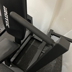 アイロテックIROTECプレートロードチェストプレスマシンの画像