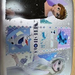 アナ雪　アルミランチボックス　中古　の画像