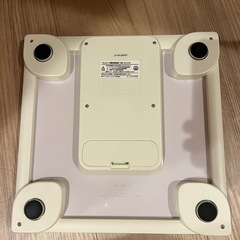 体重計　OMRONの画像
