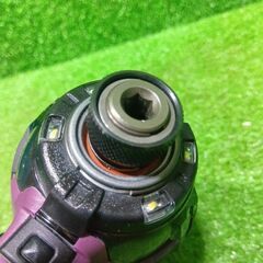 マキタ TD002GDXAP 充電式インパクトドライバー【船橋馬込店】【店頭取引限定】【中古】IT1NM0M6ZLO8の画像
