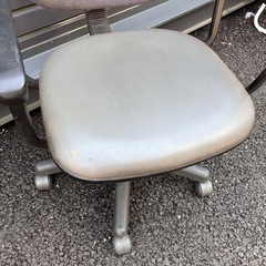 無料　事務椅子　ワークチェアの画像