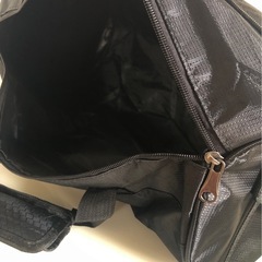 【中古品】3本ライン ブラック シルバー 筒形 ショルダーバッグ ボストンバッグ 旅行カバン 2way ハンドバッグ　の画像