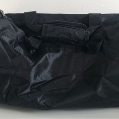 【中古品】3本ライン ブラック シルバー 筒形 ショルダーバッグ ボストンバッグ 旅行カバン 2way ハンドバッグ　の画像