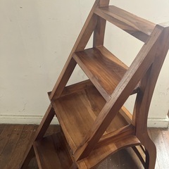 脚立＆椅子　変形しますの画像