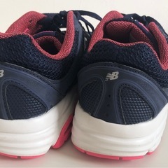 【中古品】ニューバランス NewBalance 460v2 TechRideネイビー/ピンク スニーカー 23.5cm レディース ランニングシューズの画像