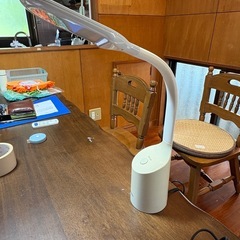LEDデスクライトの画像