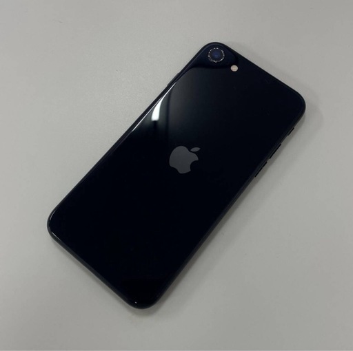 iPhone SE3 64GB SIMロック解除済み
