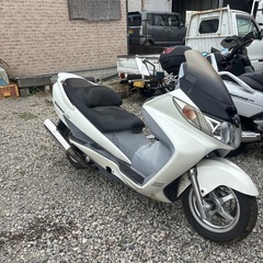 スカイウェイブ250の画像