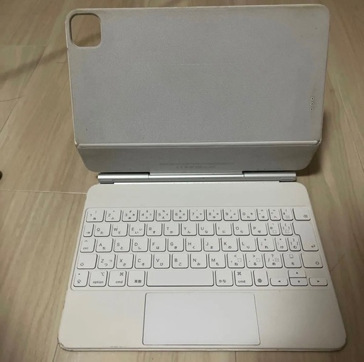 iPad Air 4とMagic KeyboardとApple Pencilのセット！