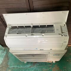 K06473 中古エアコン 富士通 2018年製 主に18畳用 冷房能力 5.6KW / 暖房能力 6.7KWの画像