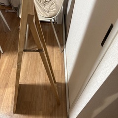 木製フレームミラーの画像