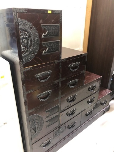 ?階段箪笥・民芸家具?