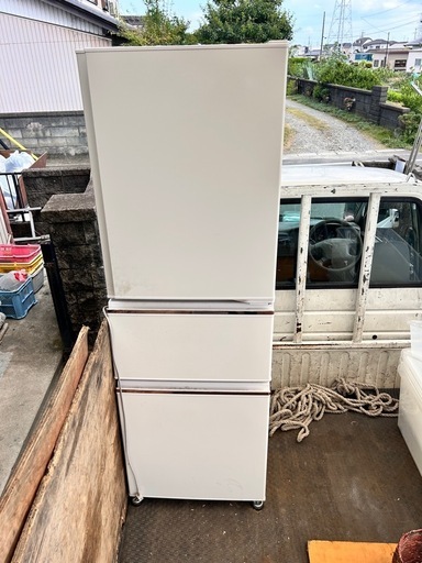 2019年式　冷蔵庫