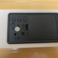 デジタル　時計　iPhone充電の画像
