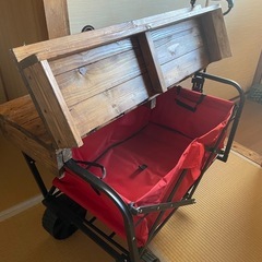 ⭐︎ キャンプなど　キャリー
ワゴン　手作りテーブル付きの画像