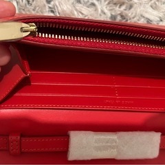 新品未使用　ルブタンお財布の画像