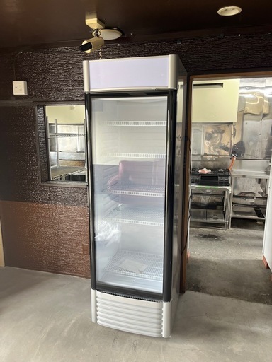 業務用 冷蔵ショーケース RITS-230 352L 鍵付き 動作確認済 中古美品 使用2ヶ月程度！ テンポスバスターズ 縦型ショーケース ④