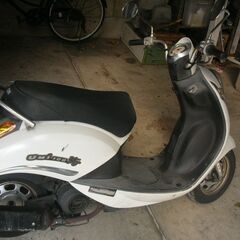 SYM　Umi 100　走行距離１７７３０キロ　自賠責８年１２月迄の画像