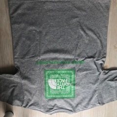 ノースフェイスTシャツの画像