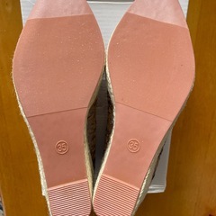 未使用パンプスの画像