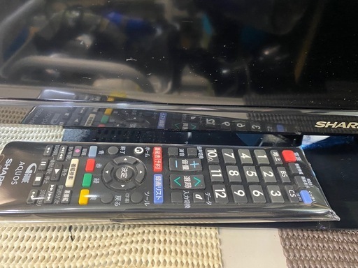 シャープ　て液晶テレビ　2017年製　　32型