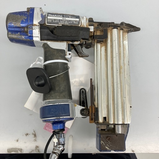 【中古】【店頭引取限定】MAKITA フィニッシュネイラ AF551 ブルー  高圧 22,000円
