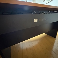 パソコンデスクの画像