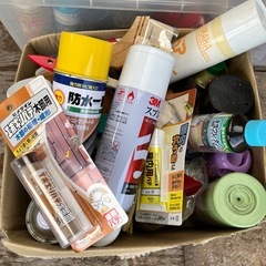 DIYグッズまとめ 塗料缶　スプレー缶 未使用品、使用済残あり混在の画像