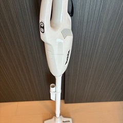 マキタ コードレス掃除機 CL107 紙パック式 の画像