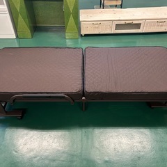折り畳みベッド①の画像