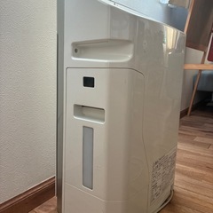 パナソニック　空気清浄機（加湿機能付き）の画像