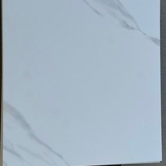 大理石調タイルの画像