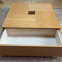 美品！収納付きローテーブルの画像