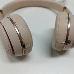 Beats Solo 3 (A1796) ワイヤレスヘッドホンの画像