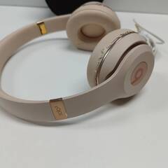 Beats Solo 3 (A1796) ワイヤレスヘッドホンの画像