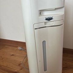 シャープ空気清浄機（加湿機能付き）の画像