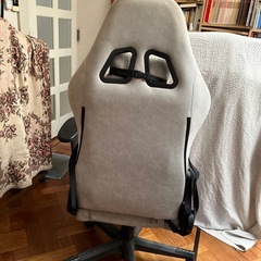 ゲーミングチェアの画像