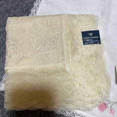 （新品未使用）ブランド　ハンカチ3枚セット
の画像