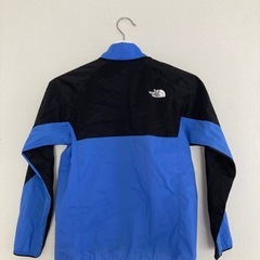 140中古超軽量ノースフェイス　ウインドブレーカーの画像